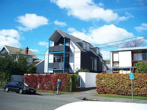 Colina Street re-roofing